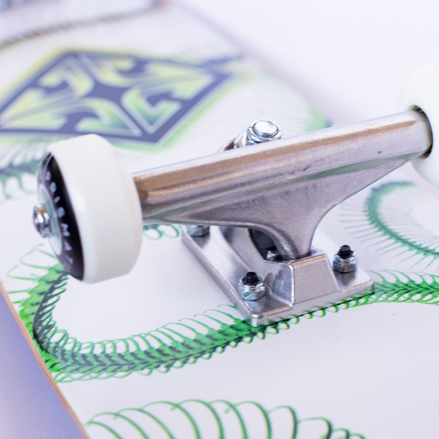 Prismatica Slither 8" Complete Skateboard
